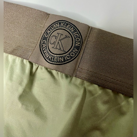 Pre-owned Calvin Klein small trunk - Picture 5 of 5